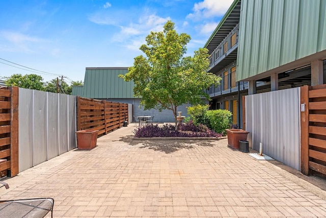 3815 Guadalupe St Unit 112, Austin, TX 78751 - view of patio / terrace