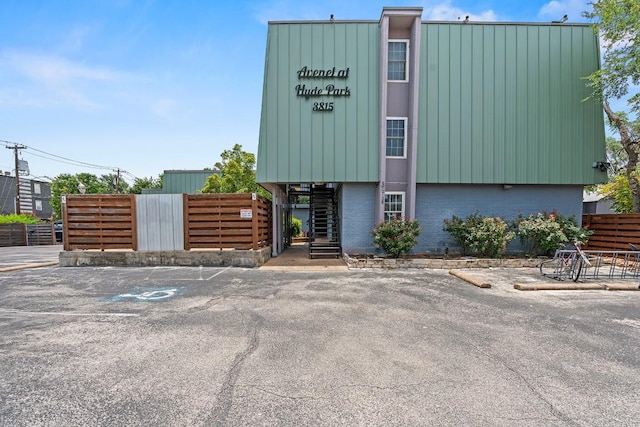 3815 Guadalupe St Unit 112, Austin, TX 78751 - view of property with stairs