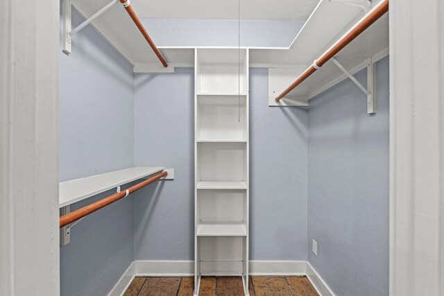 3815 Guadalupe St Unit 112, Austin, TX 78751 - view of walk in closet