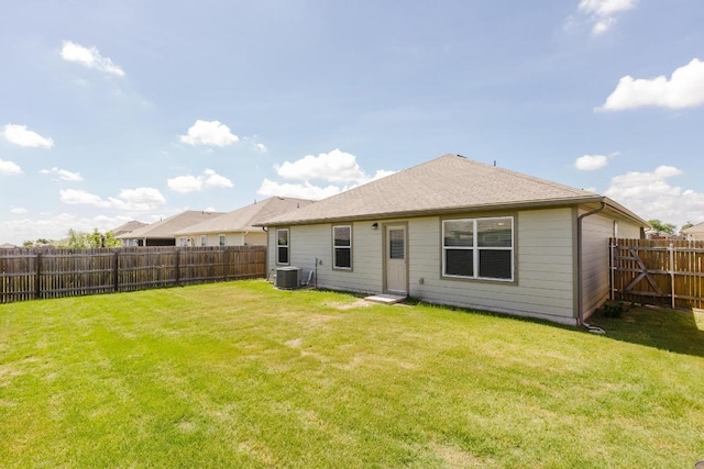 115 San Bernard Trl, Hutto, TX 78634 - back of property featuring a fenced backyard