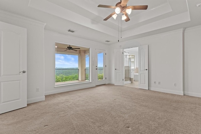 5724 Brittlyns Ct, Austin, TX 78730 - carpeted empty room featuring a tray ceiling, a ceiling fan, and a smoke detector