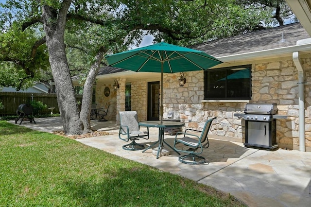 11001 Spicewood Club Dr, Austin, TX 78750 - view of patio / terrace with a grill