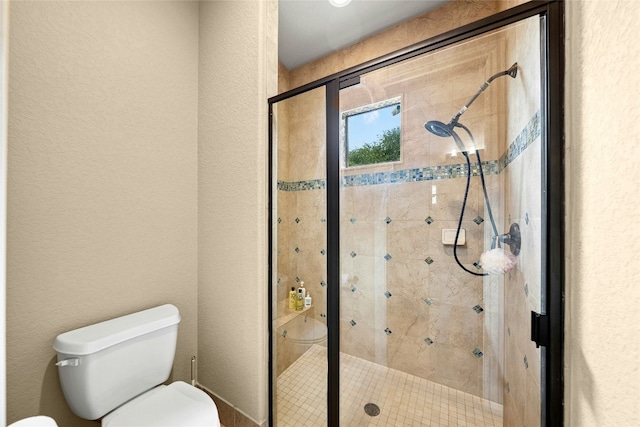1073 Las Brisas Dr, Canyon Lake, TX 78133 - full bathroom with a stall shower and a textured wall