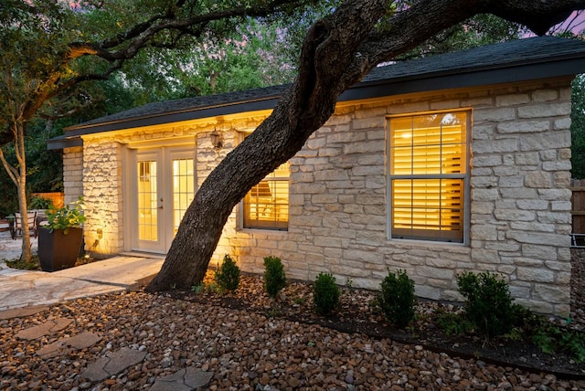 10839 Redmond Rd, Austin, TX 78739 - view of side of home with stone siding