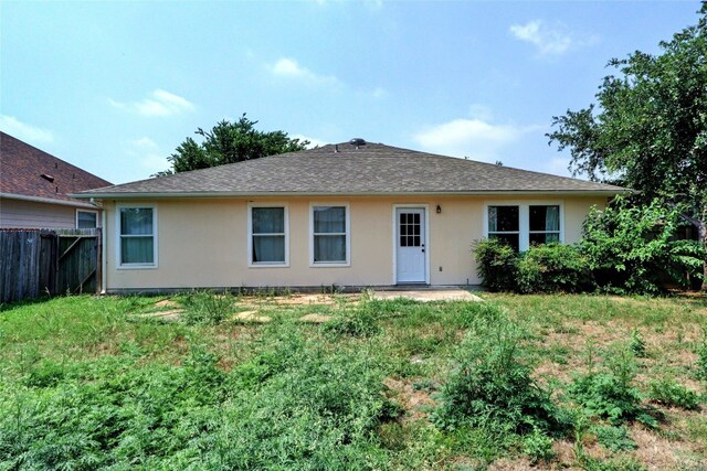 136 Holmstrom St, Hutto, TX 78634 - photo 21