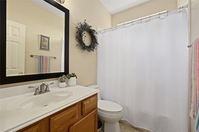 4004 Callabero Cv, Round Rock, TX 78681 - full bathroom with vanity, tile patterned floors, and curtained shower