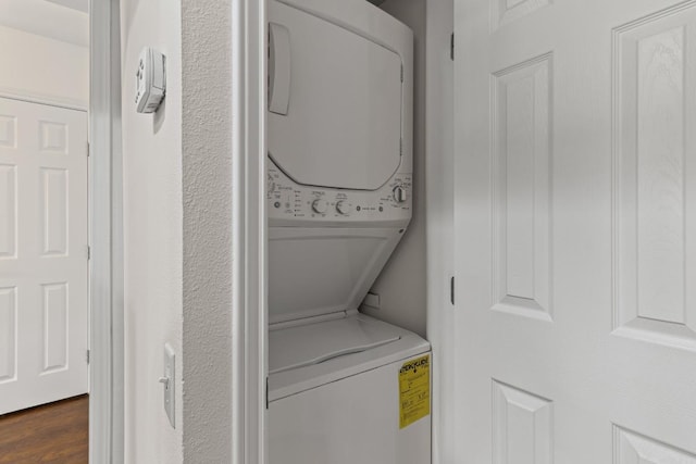 2704 San Pedro St Unit A16, Austin, TX 78705 - washroom featuring stacked washer and clothes dryer