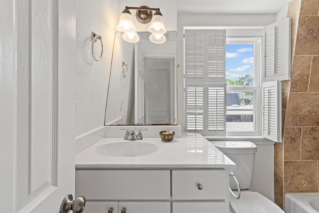 2704 San Pedro St Unit A16, Austin, TX 78705 - full bathroom featuring toilet and vanity