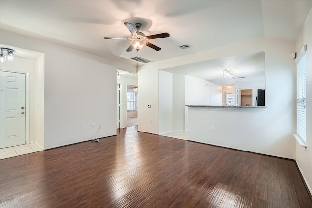 6905 Crestone Rd, Austin, TX 78744 - photo 4