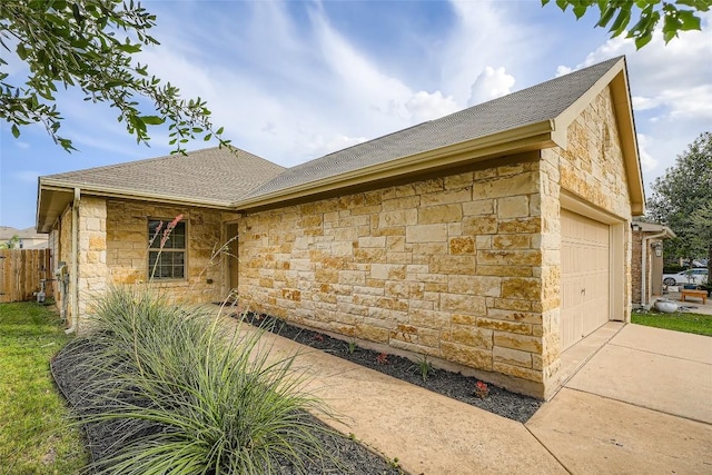 6905 Crestone Rd, Austin, TX 78744 - photo 2