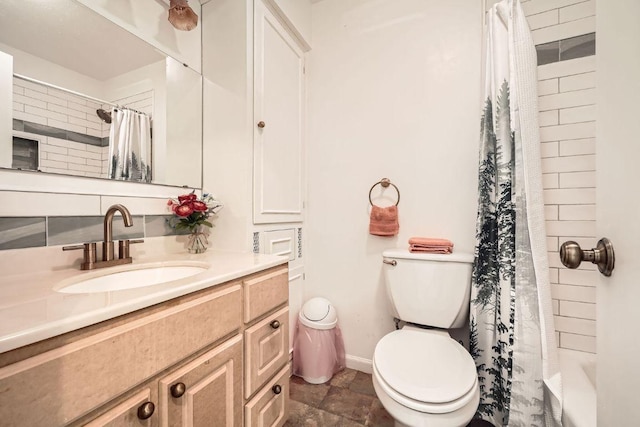 914 Hermitage Dr, Austin, TX 78753 - full bath with vanity and shower / bath combination with curtain