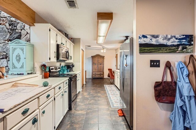760 Skyline Rdg, Lookout, Wimberley, TX 78676 - photo 15