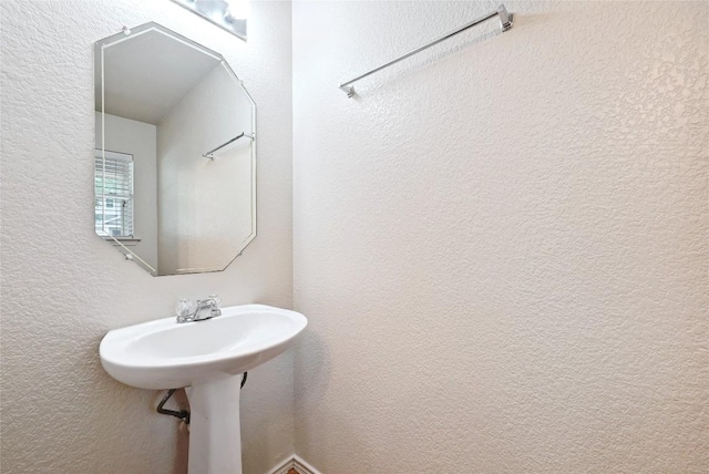 7101 Thannas Way, Austin, TX 78744 - photo 15