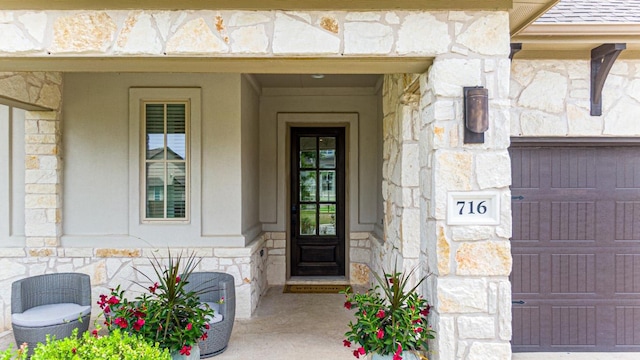 716 Dayridge Dr, Dripping Springs, TX 78620 - doorway to property with stone siding