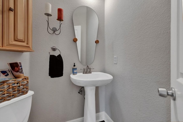 9024 Wildwater Way, Round Rock, TX 78681 - half bathroom with toilet