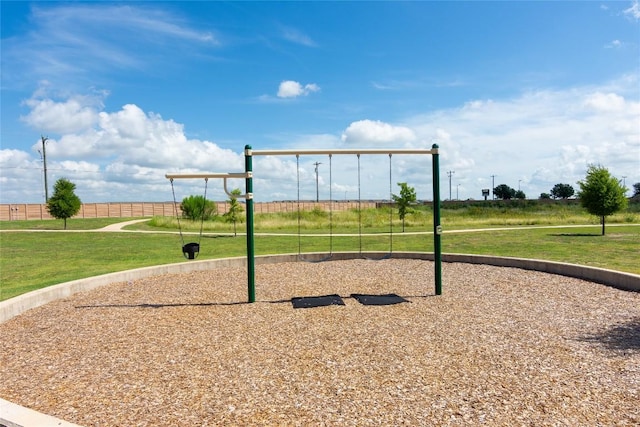 232 Reagor Dr, Taylor, TX 76574 - view of community featuring a lawn