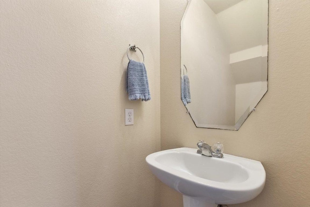 401 Buttercup Creek Blvd Unit 1904, Cedar Park, TX 78613 - bathroom featuring a sink