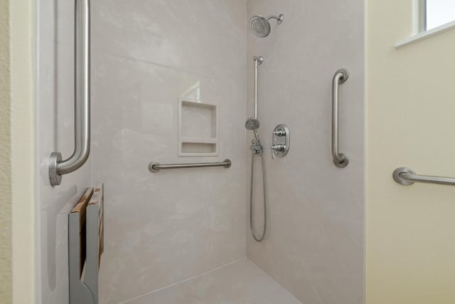 1314 Cloverleaf Dr, Austin, TX 78723 - bathroom featuring a shower