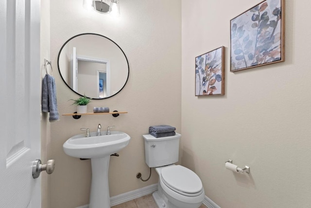 4013 Gloucester Dr, Cedar Park, TX 78613 - half bathroom with toilet and baseboards