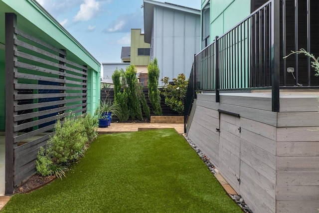 5912 Toscana Ave, Austin, TX 78724 - view of yard