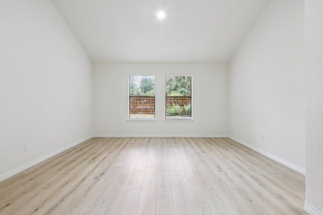 1808 Fawn Ridge Trl, Round Rock, TX 78681 - unfurnished room with light wood finished floors