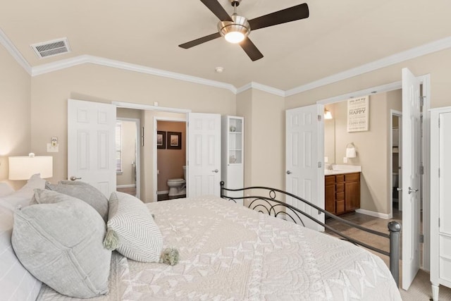 11400 W Parmer Ln Unit 75, Cedar Park, TX 78613 - bedroom featuring ensuite bathroom, ornamental molding, and a ceiling fan