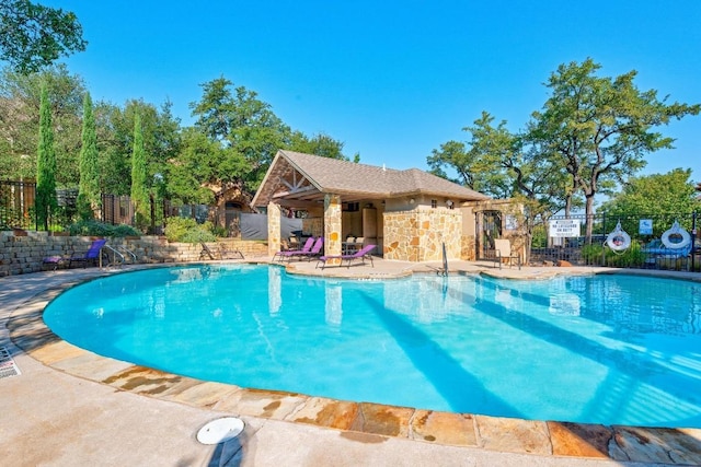 11400 W Parmer Ln Unit 75, Cedar Park, TX 78613 - community pool with a patio area