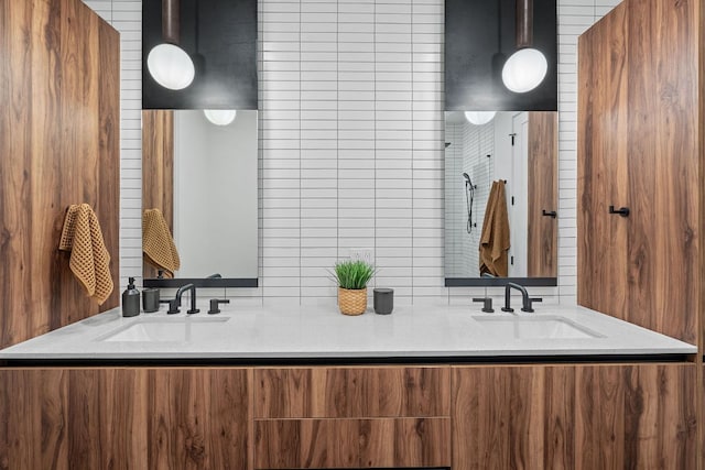 84 E Ave Unit 4004, Austin, TX 78701 - bathroom with double vanity
