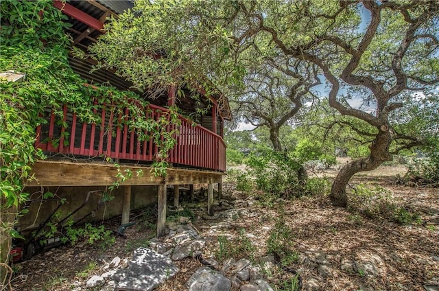 450 Oakwood Loop, San Marcos, TX 78666 - view of yard with a wooden deck