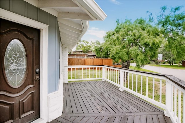 134 Sinclair St, Corpus Christi, TX 78411 - deck featuring a yard