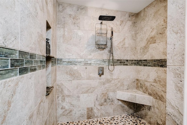 134 Sinclair St, Corpus Christi, TX 78411 - bathroom featuring a tile shower