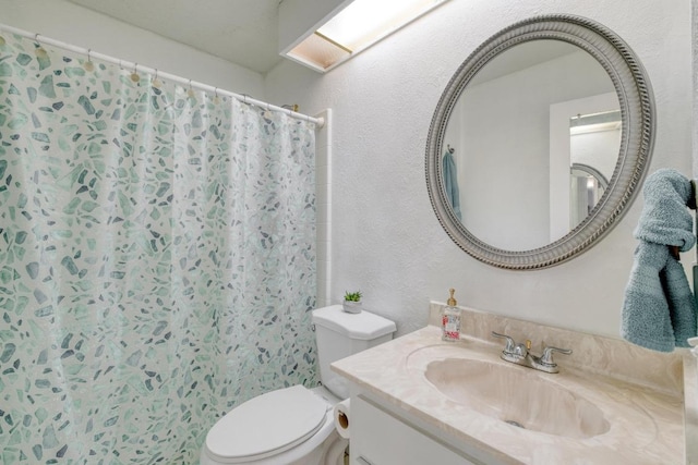 7400 Ophelia Dr, Austin, TX 78752 - bathroom with vanity and a shower with curtain