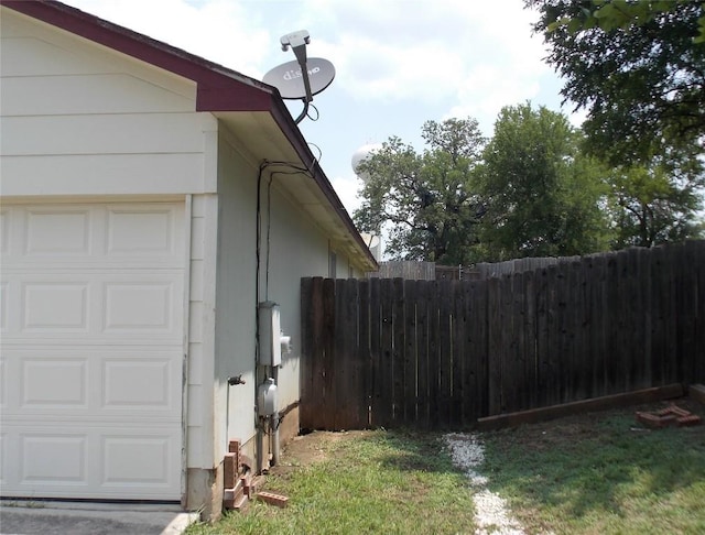 15110 Chamberlain Ct, Austin, TX 78724 - view of home's exterior featuring a garage