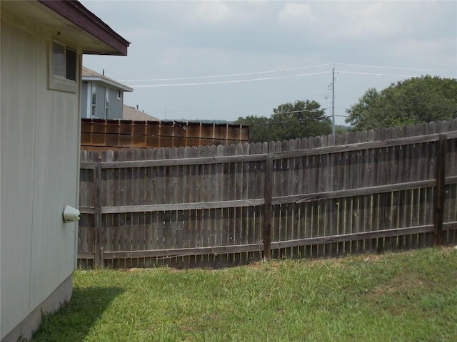 15110 Chamberlain Ct, Austin, TX 78724 - view of yard