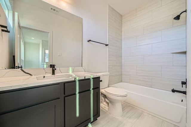 1531 N Red Bud Ln Unit 19, Round Rock, TX 78665 - full bath with vanity and shower / tub combination