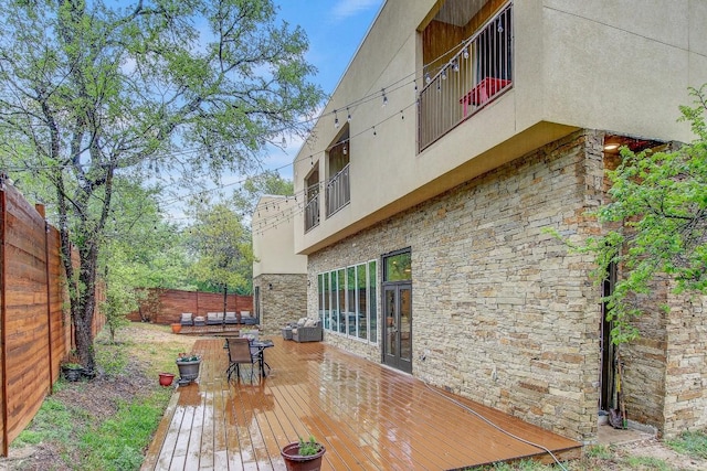 11300 Lake Dr, Austin, TX 78748 - view of wooden terrace