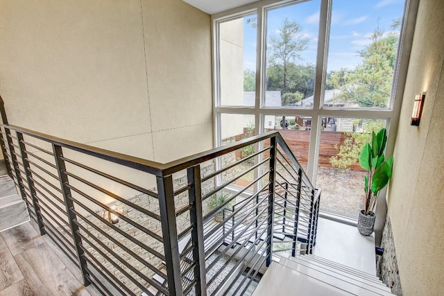 11300 Lake Dr, Austin, TX 78748 - view of stairs