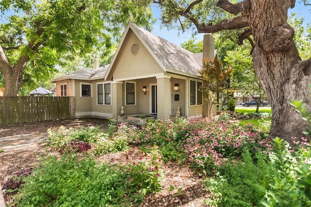 603 E Liberty Ave, Round Rock, TX 78664 - view of front of house with a chimney