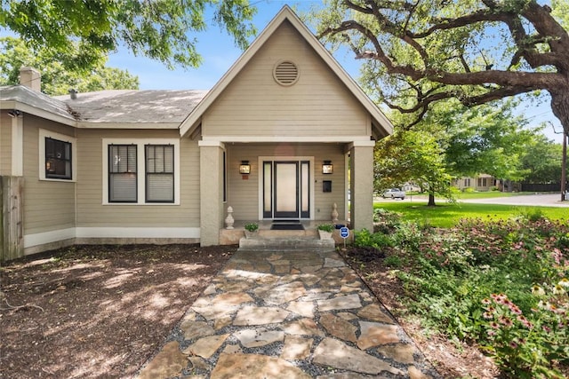 603 E Liberty Ave, Round Rock, TX 78664 - view of front of property featuring a chimney