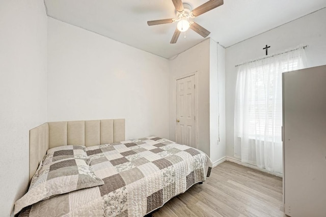 114 Crepe Myrtle Pkwy, Elgin, TX 78621 - bedroom featuring vaulted ceiling, wood finished floors, and ceiling fan