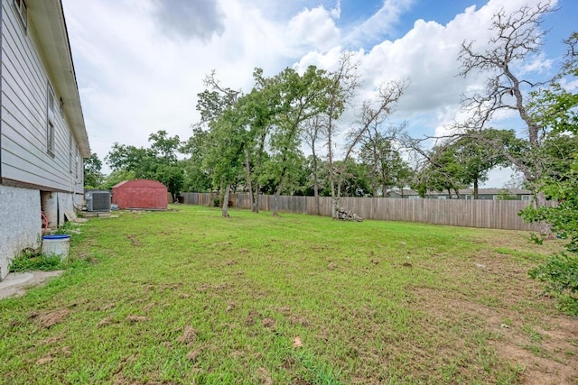 114 Crepe Myrtle Pkwy, Elgin, TX 78621 - fenced backyard featuring a storage shed