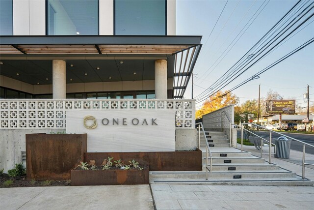 2209 S 1st St Unit 211, Austin, TX 78704 - photo 14