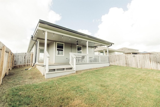 324 Millbrook Blvd, San Marcos, TX 78666 - back of house featuring a fenced backyard, ceiling fan, and a deck