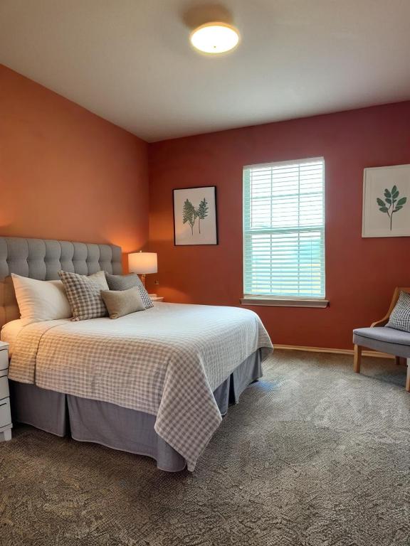 108 Bexar Forest Cv, Elgin, TX 78621 - bedroom with carpet flooring and baseboards