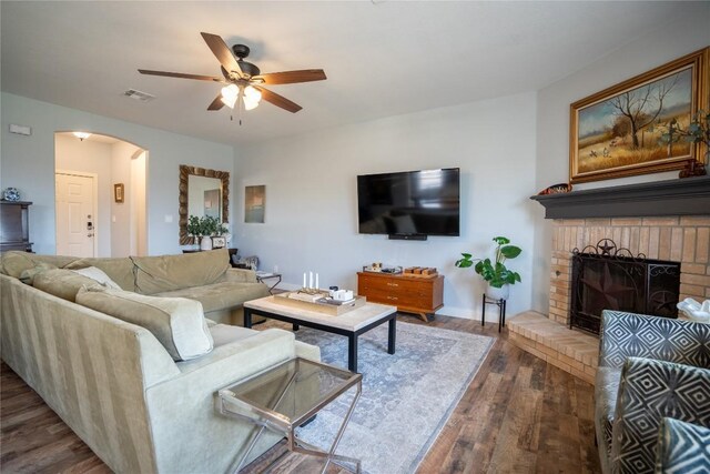 1410 Sherry Dr, Taylor, TX 76574 - photo 9