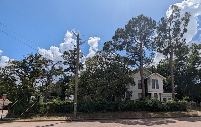 235 E Milam Ave, Rockdale, TX 76567 - photo 6
