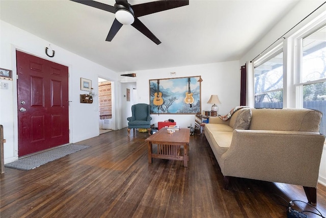 936 Cheatham St, San Marcos, TX 78666 - living room with wood finished floors and ceiling fan