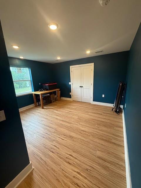 305 Goertz Dr, Red Rock, TX 78662 - bedroom featuring light wood-style flooring and recessed lighting