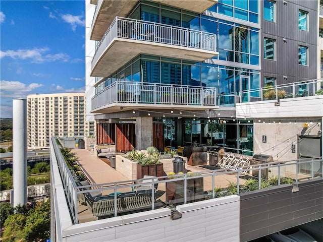 222 W Ave Unit 1802, Austin, TX 78701 - photo 32