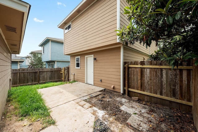 2304 Melissa Oaks Ln, Austin, TX 78744 - photo 16